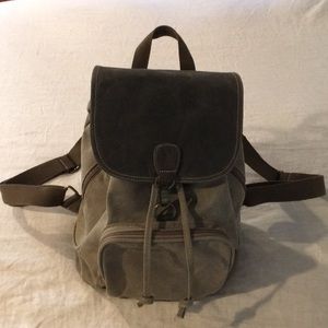 NWOT Cargoit backpack